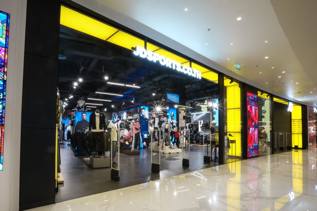 ร้านมัลติแบรนด์เดือด! JD Sports บุกไทย เปิดแฟล็กชิพสโตร์แห่งแรกที่