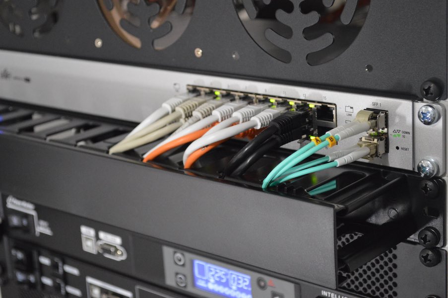 Core Switch Data Center | Brand Inside