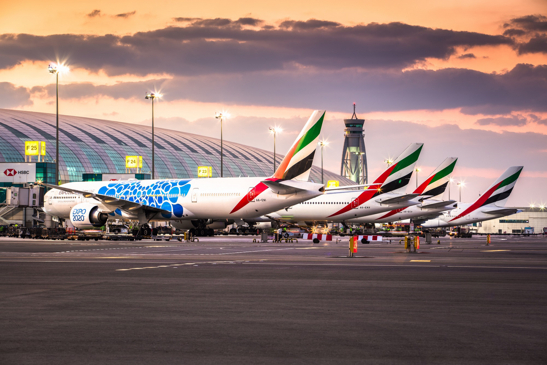  Emirates Airline 9 000 