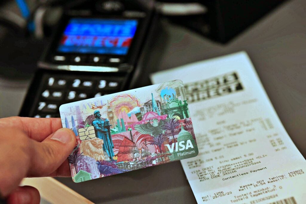 เปิดประสบการณ์ หนีร้อนไปเที่ยวต่างประเทศ ใช้ Krungthai Travel Card แทน