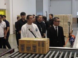 ยาดม หงส์ไทย Hong Thai