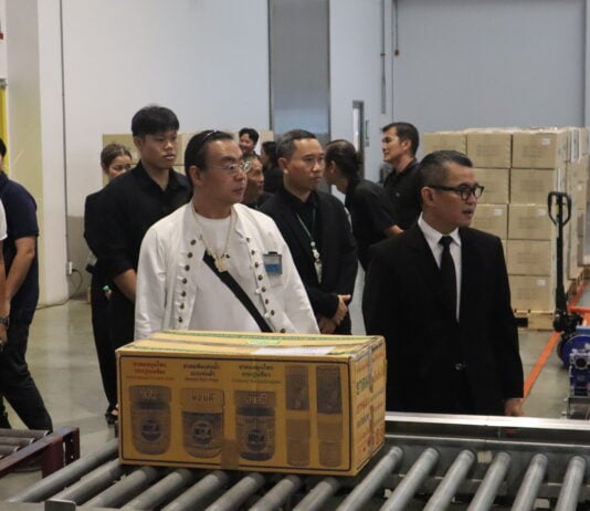 ยาดม หงส์ไทย Hong Thai